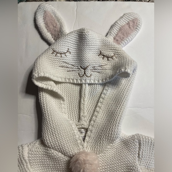 Max studio baby bunny cardigan sweater with Pom poms white amd pink 3-6 months - Picture 9 of 9